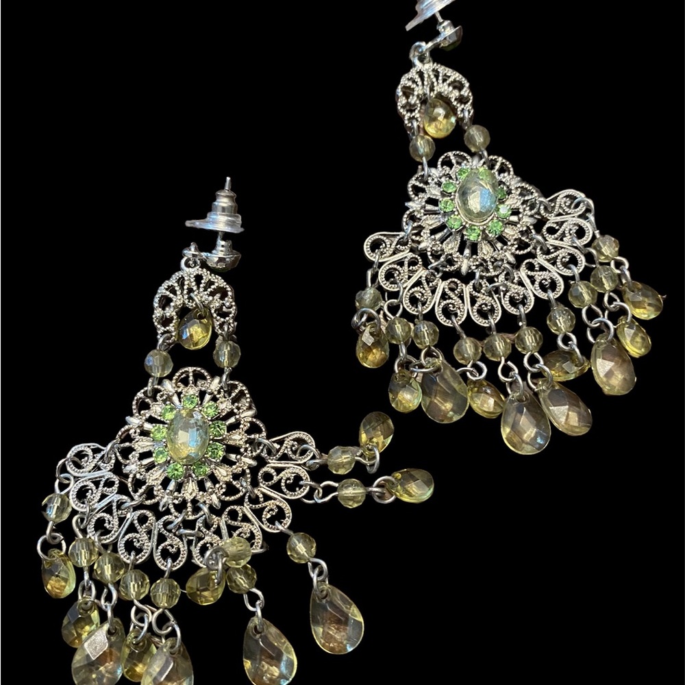 🌠Chandelier Earrings Shades Of Pale Green🌠